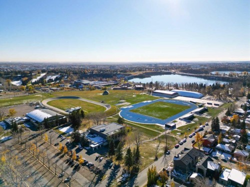 4511 17 Street Sw, Calgary, AB - Outdoor With View