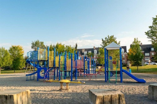 4511 17 Street Sw, Calgary, AB - Outdoor