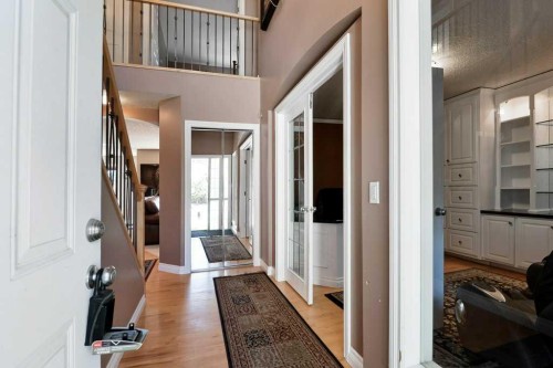 6 Royal Birkdale Court Nw, Calgary, AB - Indoor Photo Showing Other Room