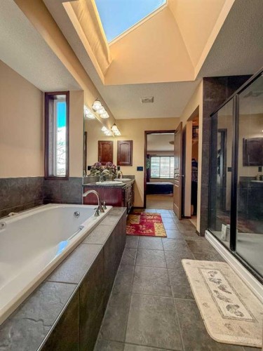 128 Chaparral Valley Drive Se, Calgary, AB - Indoor Photo Showing Bathroom