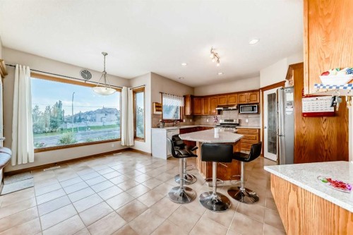 75 Hampstead Way Nw, Calgary, AB - Indoor Photo Showing Kitchen