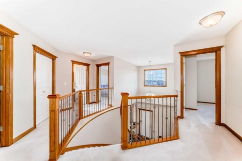 75 Hampstead Way Nw, Calgary, AB - Indoor Photo Showing Other Room