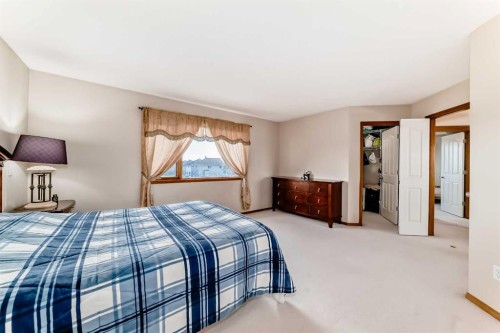 75 Hampstead Way Nw, Calgary, AB - Indoor Photo Showing Bedroom
