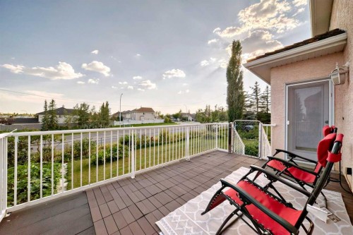 75 Hampstead Way Nw, Calgary, AB - Outdoor With Exterior