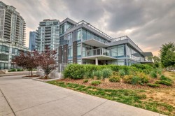 102-88 Waterfront Mews SW Calgary, AB T2P 1K7