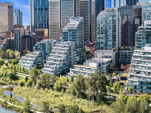102-88 Waterfront Mews Sw, Calgary, AB - Outdoor
