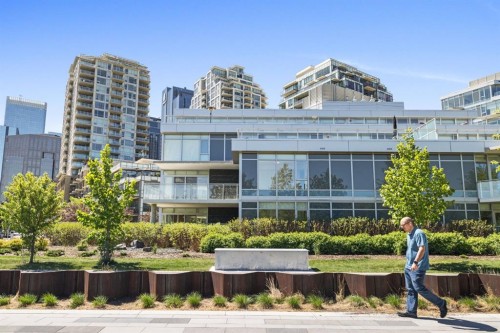 102-88 Waterfront Mews Sw, Calgary, AB - Outdoor