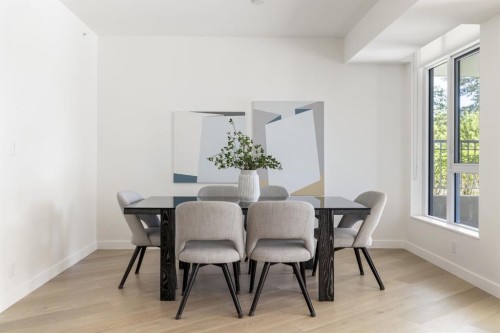 102-88 Waterfront Mews Sw, Calgary, AB - Indoor Photo Showing Dining Room