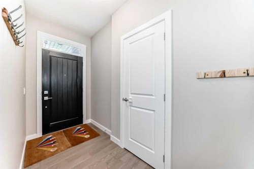 41 Shawnee Green Sw, Calgary, AB - Indoor Photo Showing Other Room