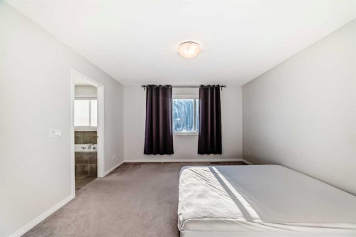 114 Walgrove Green Se, Calgary, AB - Indoor Photo Showing Bedroom