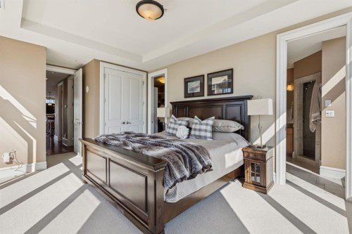 2802-910 5 Avenue Sw, Calgary, AB - Indoor Photo Showing Bedroom