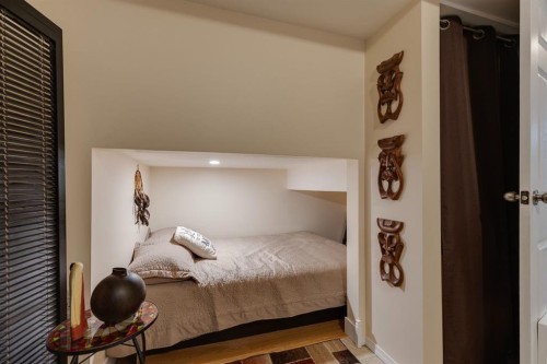 87 Falton Close Ne, Calgary, AB - Indoor Photo Showing Bedroom