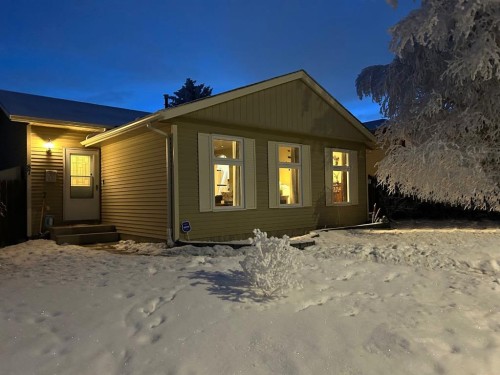 87 Falton Close Ne, Calgary, AB - Outdoor