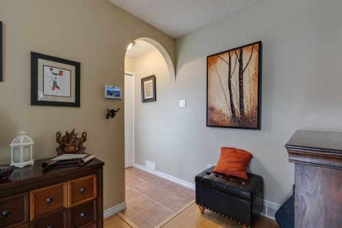 87 Falton Close Ne, Calgary, AB - Indoor