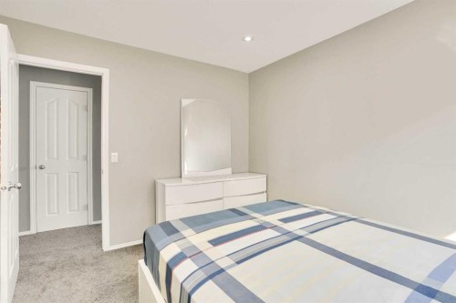151 Saddlehorn Close Ne, Calgary, AB - Indoor Photo Showing Bedroom