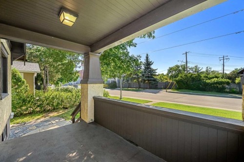 1640 15 Street Se, Calgary, AB - Outdoor