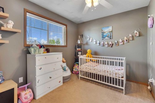 164 Covepark Close Ne, Calgary, AB - Indoor Photo Showing Bedroom