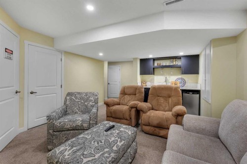 164 Covepark Close Ne, Calgary, AB - Indoor