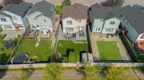 164 Covepark Close Ne, Calgary, AB - Outdoor