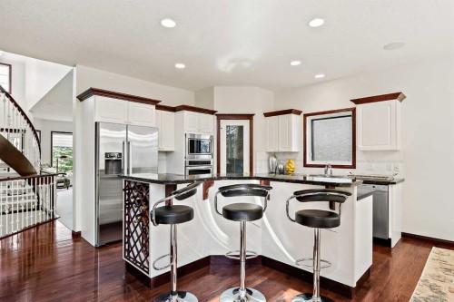 10417 Hamptons Boulevard Nw, Calgary, AB - Indoor Photo Showing Kitchen