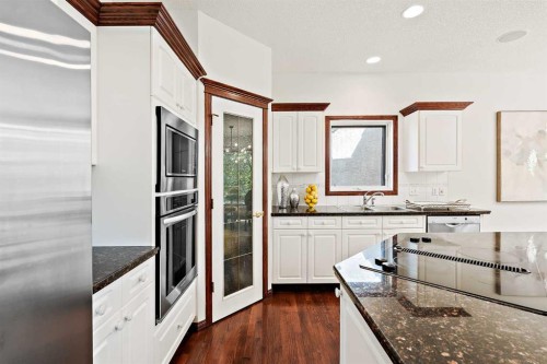 10417 Hamptons Boulevard Nw, Calgary, AB - Indoor Photo Showing Kitchen With Double Sink With Upgraded Kitchen