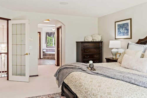 10417 Hamptons Boulevard Nw, Calgary, AB - Indoor Photo Showing Bedroom