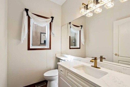 10417 Hamptons Boulevard Nw, Calgary, AB - Indoor Photo Showing Bathroom