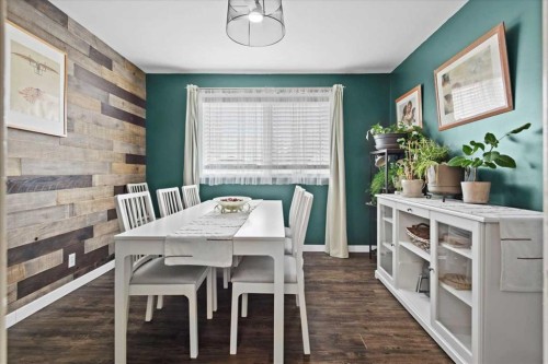 527 29 Street Nw, Calgary, AB - Indoor Photo Showing Dining Room