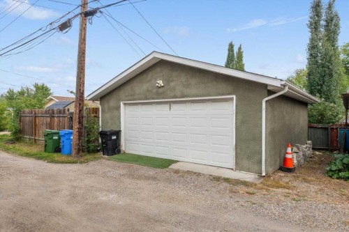 527 29 Street Nw, Calgary, AB - Outdoor With Exterior