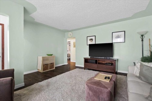 527 29 Street Nw, Calgary, AB - Indoor