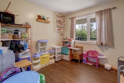 426 9 Street, Beiseker, AB - Indoor