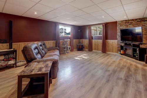 426 9 Street, Beiseker, AB - Indoor