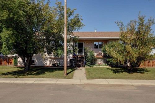 426 9 Street, Beiseker, AB - Outdoor