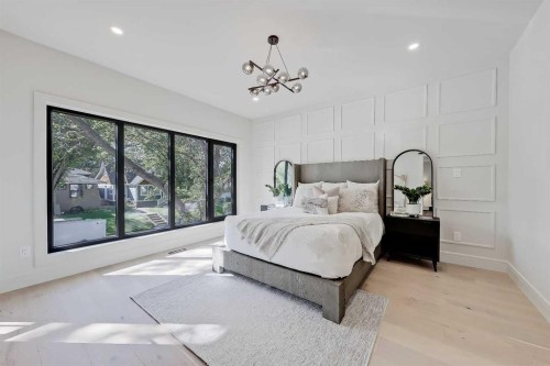 2838 34 Street Sw, Calgary, AB - Indoor Photo Showing Bedroom