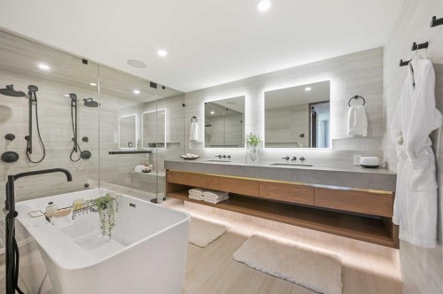 306-100 10A Street Nw, Calgary, AB - Indoor Photo Showing Bathroom