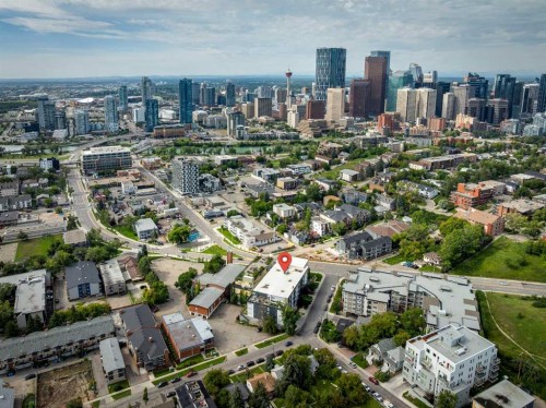 515 4 Avenue Ne, Calgary, AB - Outdoor With View