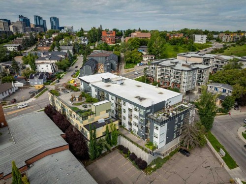 515 4 Avenue Ne, Calgary, AB - Outdoor With View