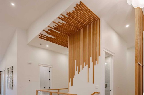 1651 St Andrews Place Nw, Calgary, AB - Indoor Photo Showing Other Room