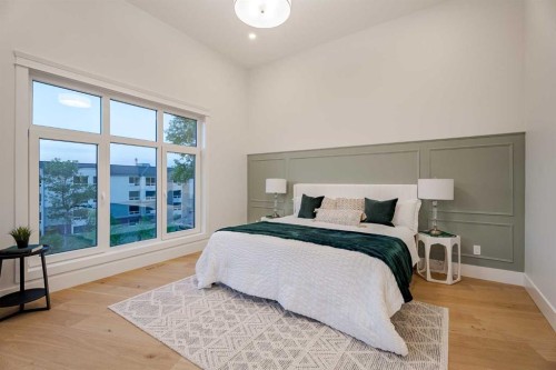 1651 St Andrews Place Nw, Calgary, AB - Indoor Photo Showing Bedroom