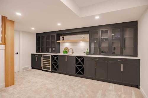 1651 St Andrews Place Nw, Calgary, AB - Indoor