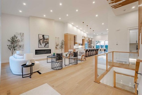 1651 St Andrews Place Nw, Calgary, AB - Indoor