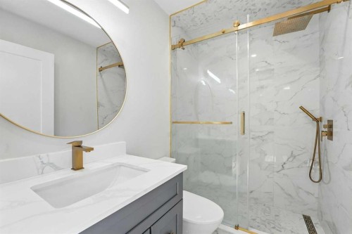 227 Parkside Way Se, Calgary, AB - Indoor Photo Showing Bathroom