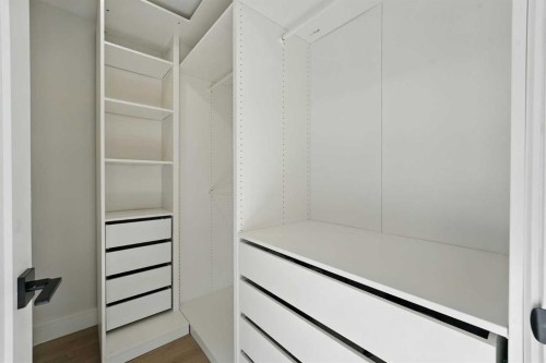 227 Parkside Way Se, Calgary, AB - Indoor