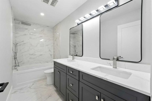 227 Parkside Way Se, Calgary, AB - Indoor Photo Showing Bathroom