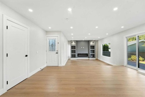 227 Parkside Way Se, Calgary, AB - Indoor