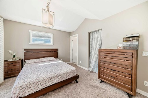 520 Redstone View Ne, Calgary, AB - Indoor Photo Showing Bedroom