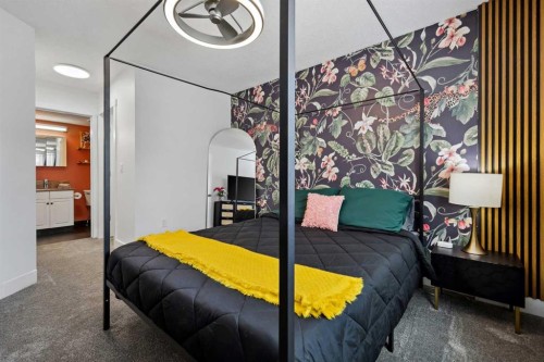 210-10 Sierra Morena Mews Sw, Calgary, AB - Indoor Photo Showing Bedroom