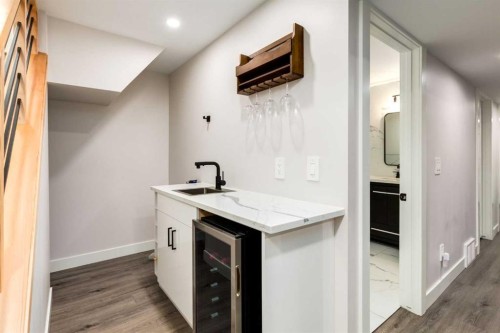 392 Cantrell Drive Sw, Calgary, AB - Indoor