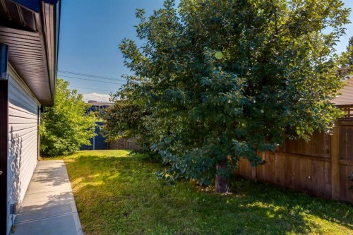 392 Cantrell Drive Sw, Calgary, AB - Outdoor