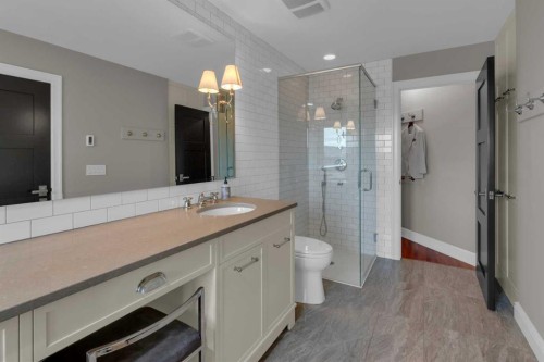 58 Scimitar View Nw, Calgary, AB - Indoor Photo Showing Bathroom